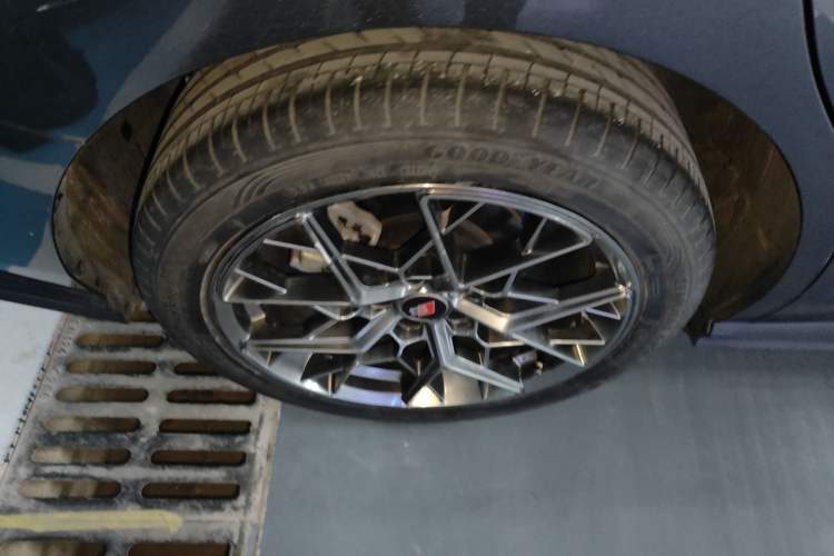 Used Changan UNI-V 2024 1.5T High-Energy Version
