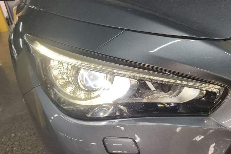 Used Infiniti Q50L 2015 2.0T Enjoyment Edition Right Front Headlight