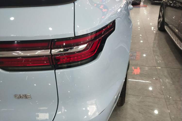 Used Li Auto ONE 2021 Extended-Range 6-Seater Version Right Rear Taillight