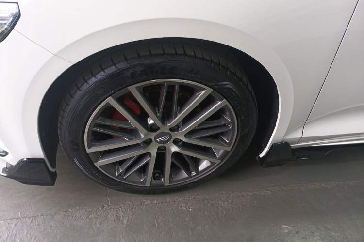 Used Geely Auto Preface 2023 1.5TD Kunlun Edition Exterior 4