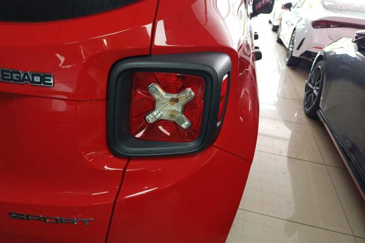 Used Jeep Renegade 2017 180T Automatic Kinetic Edition+