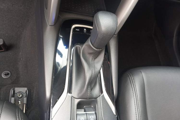 Used Toyota FRONTLANDER 2024 2.0L CVT Elite Edition
