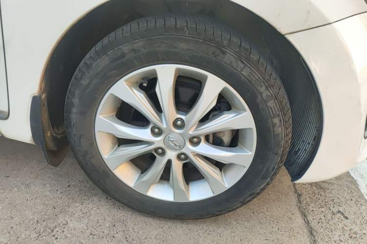 Used Hyundai Elantra (5th Generation / Langdong) 2016 1.6L Automatic Prestige Model