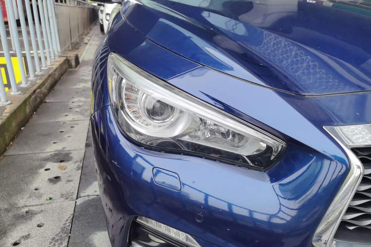 Used Infiniti Q50L 2018 2.0T Enjoyment Version China V Standard
