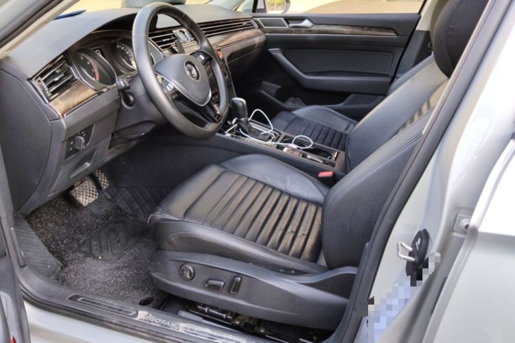 Used Volkswagen Magotan 2018 Facelift 330TSI DSG Luxury Model