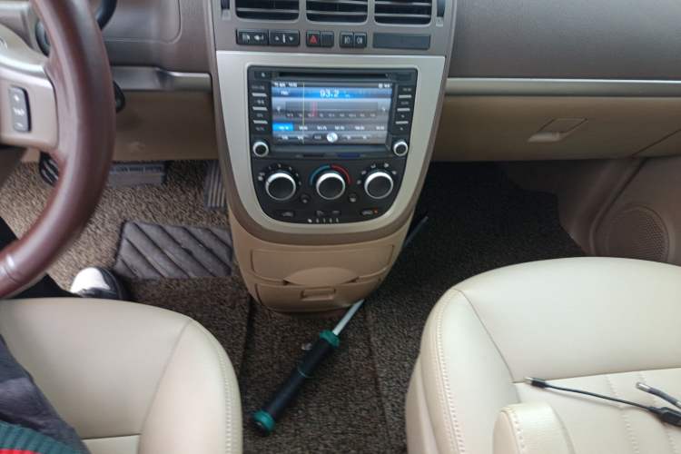 Used Buick GL8 2014 2.4L Comfort Edition Gear Lever