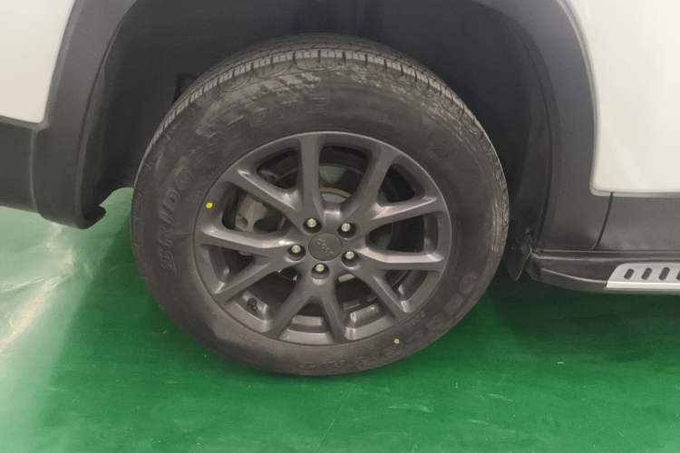 Used Jeep Cherokee 2020 2.0L Two-Wheel Drive Classic Sports Edition Exterior 8