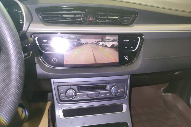 Used Geely Auto Emgrand 2018 1.5L Manual Upward Connect Edition
