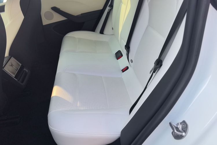 Used Tesla Model 3 2024 High-Performance All-Wheel-Drive Version