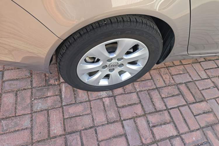 Used Buick Regal 2015 1.6T Leading Technology Model
