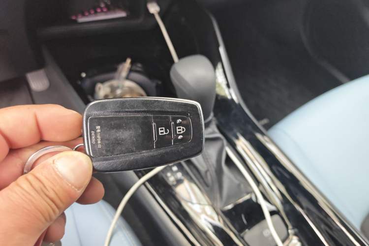 Used Toyota IZOA 2020 2.0L Yi Xiang CARE
