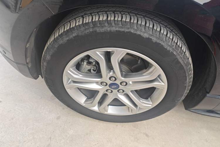 Used Ford Edge 2018 EcoBoost 245 Two-Wheel-Drive Titanium 7-Seater China V Standard
