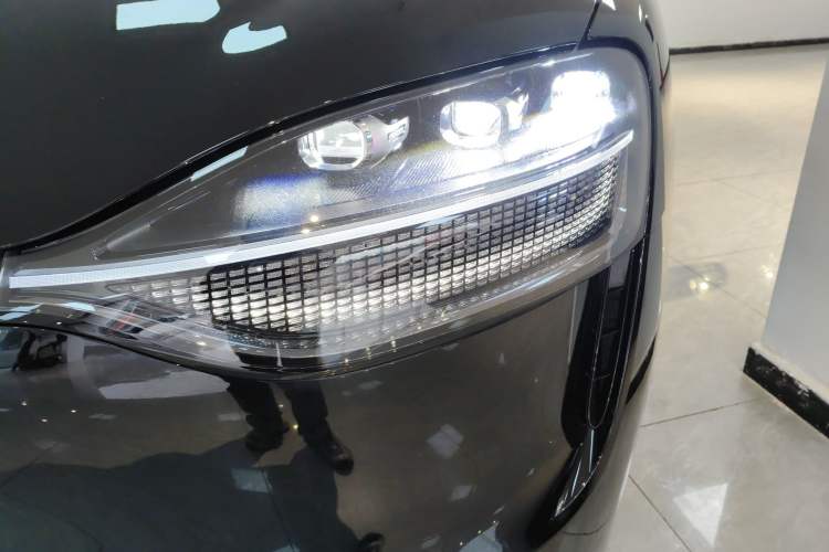 Used Hima AITO M9 2024 Range-Extended Max Edition 42 kWh 5-Seater Version