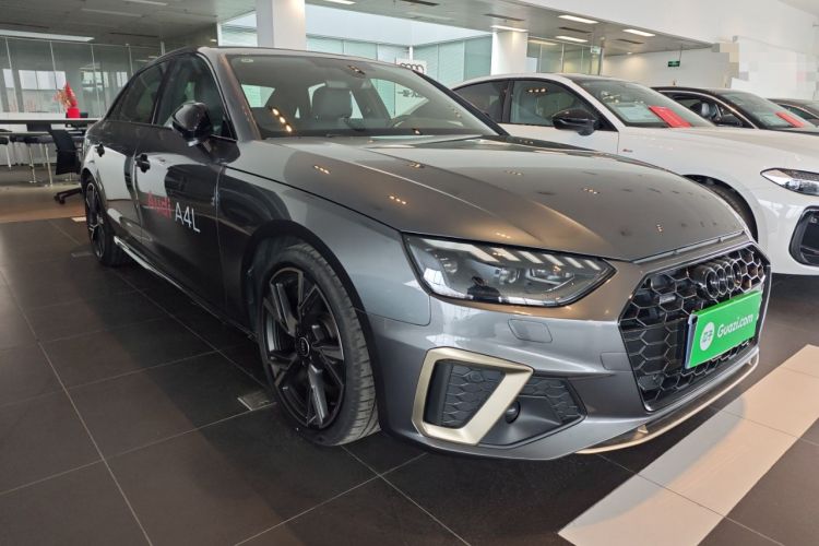 Used Audi A4L 2024 40 TFSI quattro RS Performance Package Front Right 45 Deg