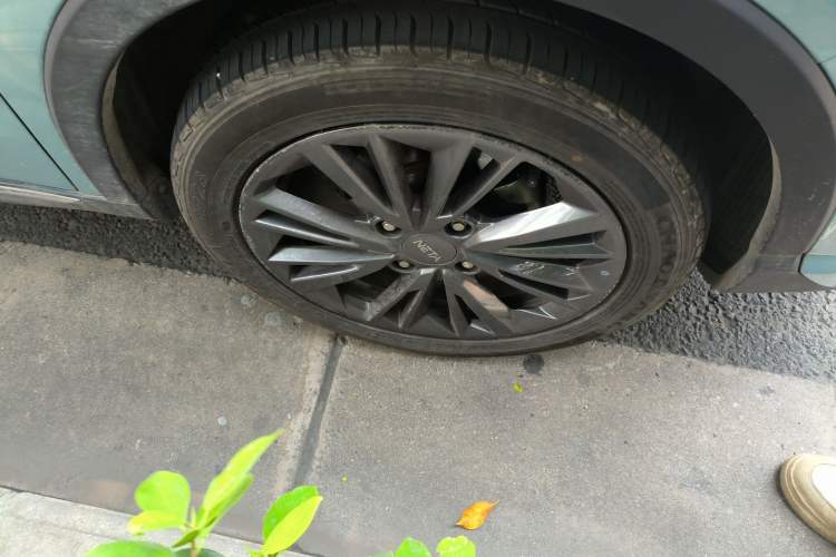 Used NETA V 2022 Chao 400 Lite Right Front Wheel Hub