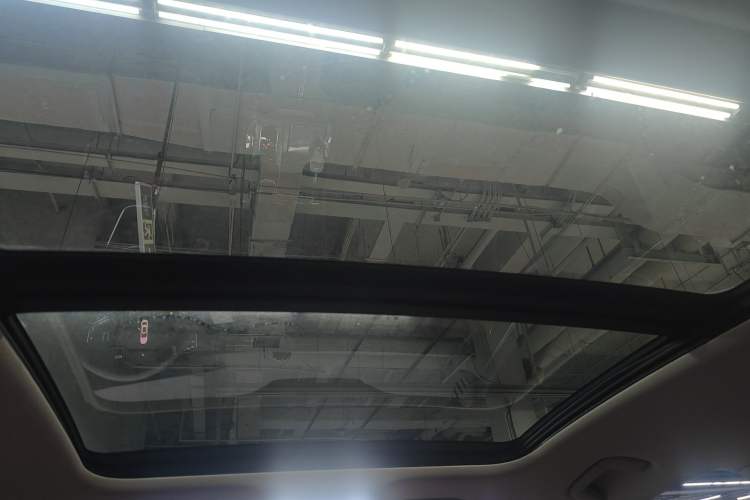 Used Hongqi H5 2025 1.5T DCT Qiyun 500 000th Unit Commemorative Edition Headliner