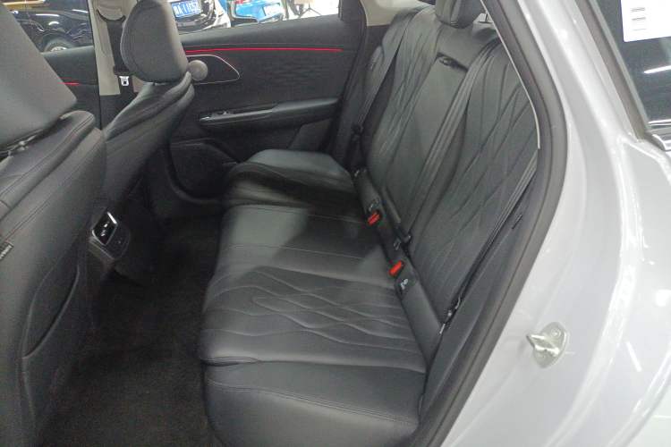 Used Chery Fengyun A8L 2025 1.5 TGDI 145 km Luxury Version
