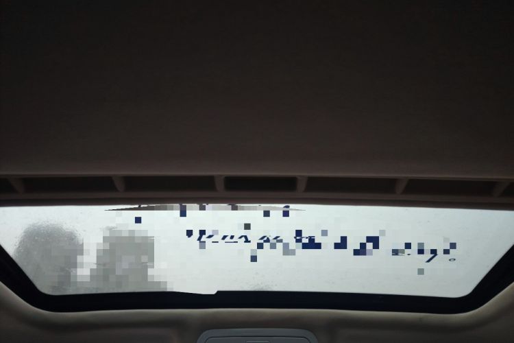 Used Volkswagen Sagitar 2012 1.4TSI Manual Luxury Model Headliner