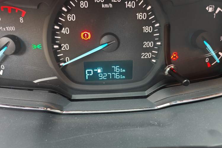 Used Ford Escort 2015 1.5L Automatic Fashion Model