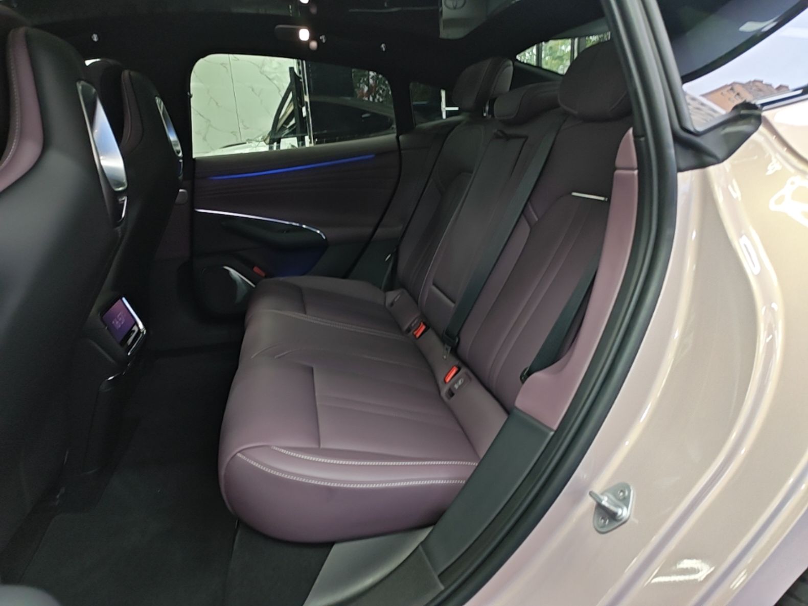 Xiaomi Auto SU7 2026 Model Standard Edition — снимка 20