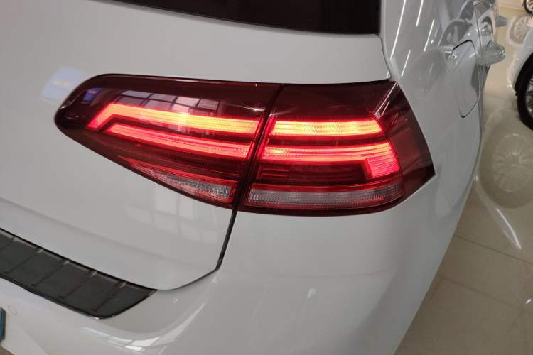 Used Volkswagen Golf 2020 280TSI DSG Comfort Version
