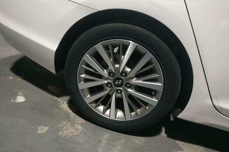 Used Hyundai Mistra 2017 1.8L Automatic Deluxe DLX Model China V Emission Standard