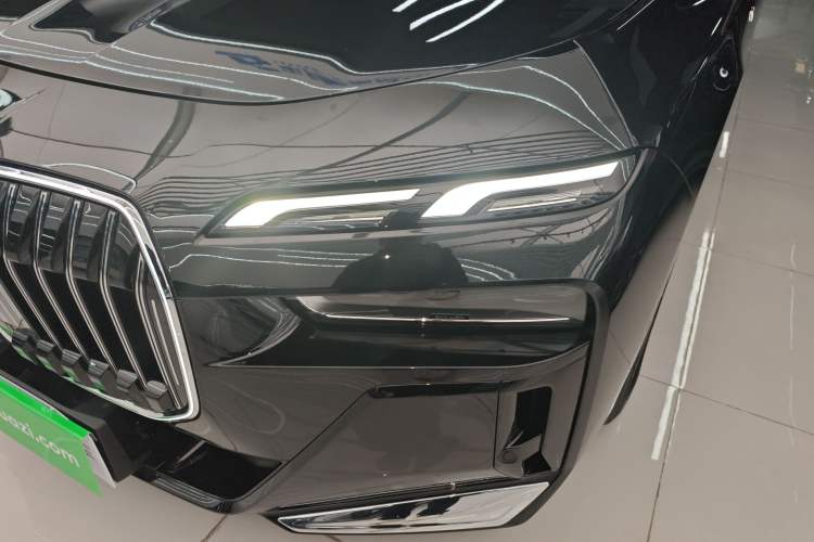 Used BMW 7 Series 2023 735Li M Sport Package