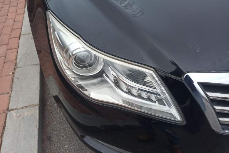 Used Roewe 950 2012 2.4L Luxury Executive Edition
