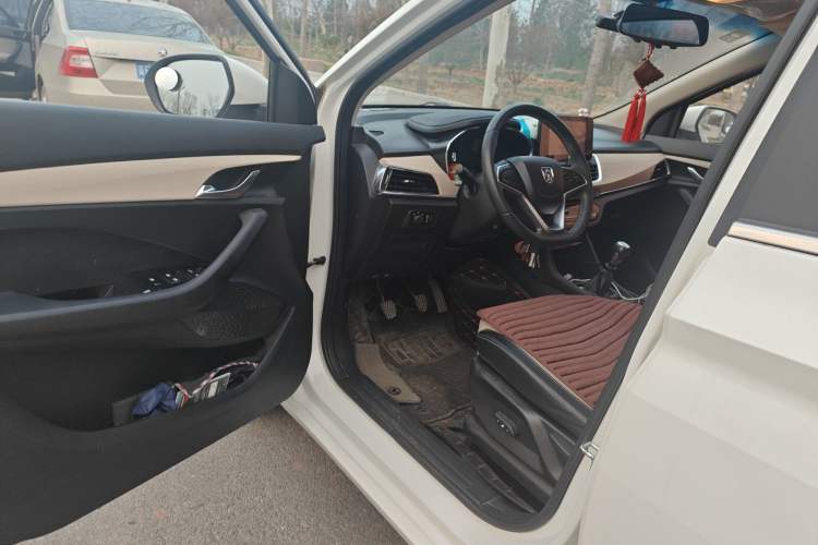 Used Baojun 360 2019 1.5L Manual Luxury Version China VI
