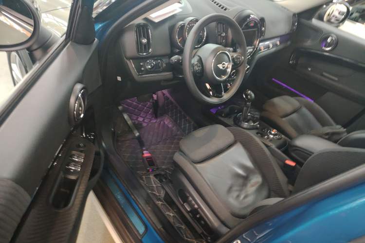 Used MINI Countryman 2017 1.5T COOPER ALL4 Explorer Driver Seat