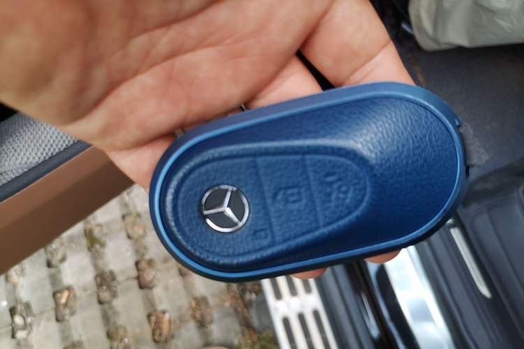 Used Mercedes-Benz EQE SUV 2024 350 4MATIC Luxury Edition Vehicle Key