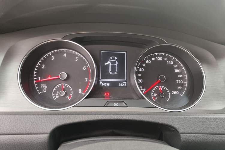 Used Volkswagen Golf 2014 1.6L Automatic Comfort Model
