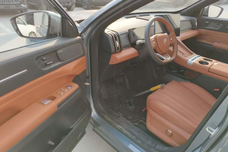 Used JETOUR X70L 2026 Model—2.0TD Automatic Flagship, 7-seater