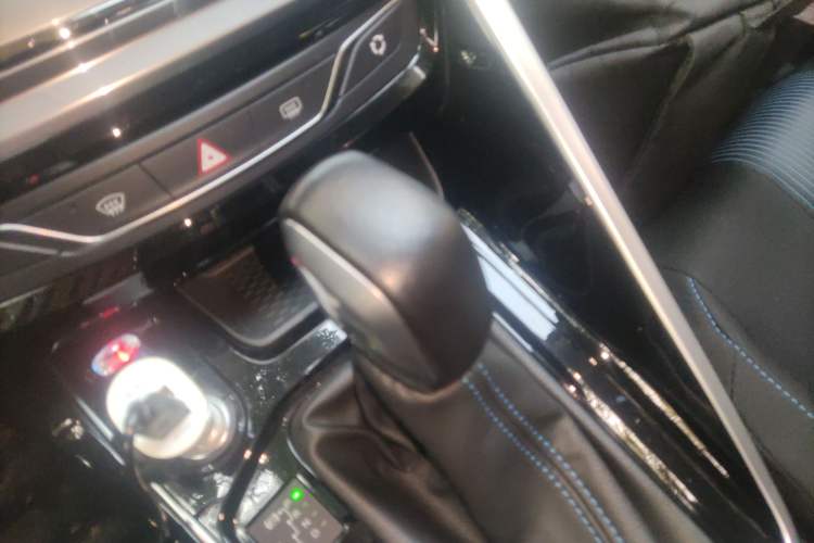 Used Peugeot 308 2018 1.6L Automatic Luxury Edition
