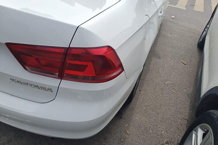 Used Volkswagen Santana 2013 1.4L Manual Comfort Edition