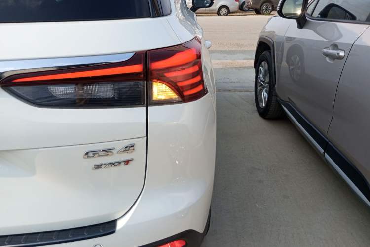 Used GAC Trumpchi GS4 2020 270T Manual Luxury Edition Right Rear Taillight