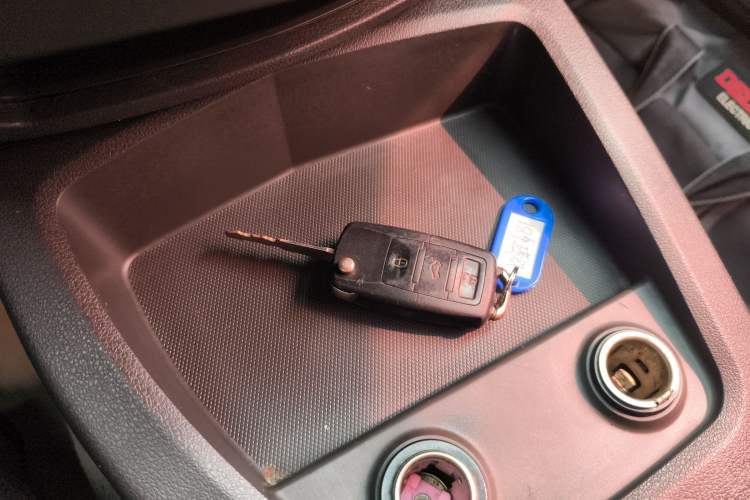 Used Wuling Hongguang 2014 1.5L S Standard Version
