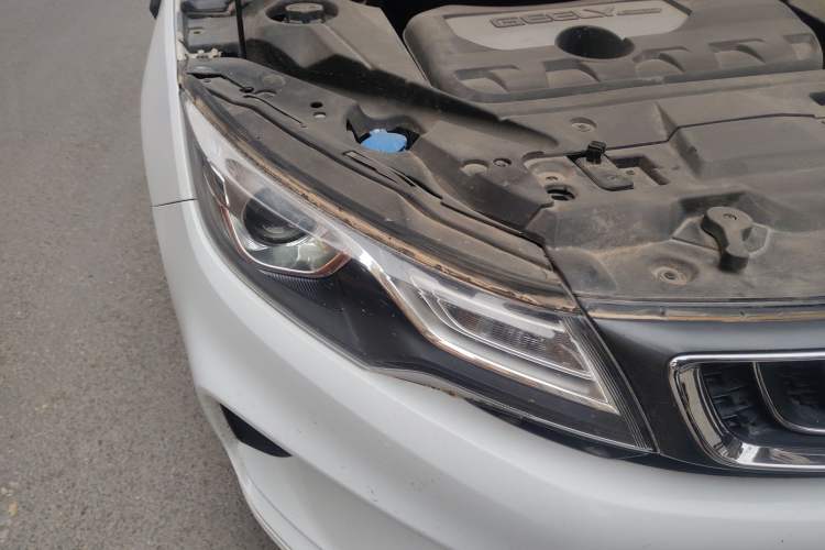 Used Geely Auto Emgrand GL 2018 1.8L Manual Elite Smart Connectivity Version
