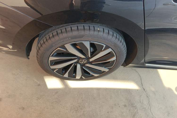 Used Volkswagen Passat 2023 Revised 330TSI Elite Edition
