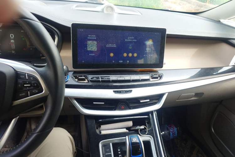 Used Geely Auto Jiajie New Energy 2022 1.5TD PHEV Platinum Comfort Edition Audio And AC Panel