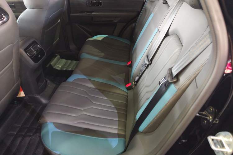 Used JETOUR Shanhai L6 2024 1.5TD DHT ULTRA