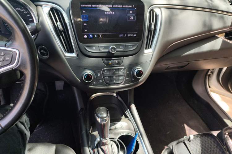 Used Chevrolet Malibu XL 2020 Redline 550T Automatic Sport Edition Audio And AC Panel