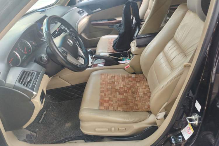 Used Honda Accord 2012 2.0L SE
