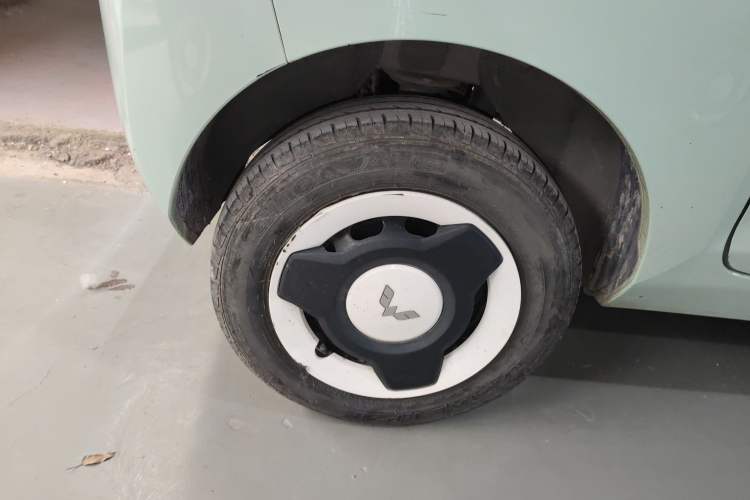 Used Wuling Hongguang MINIEV 2021 Macaron Premium Model – Lithium Iron Phosphate