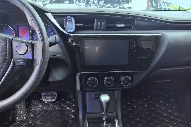 Used Toyota Corolla 2017 Revised Version 1.2T S-CVT GL-i
