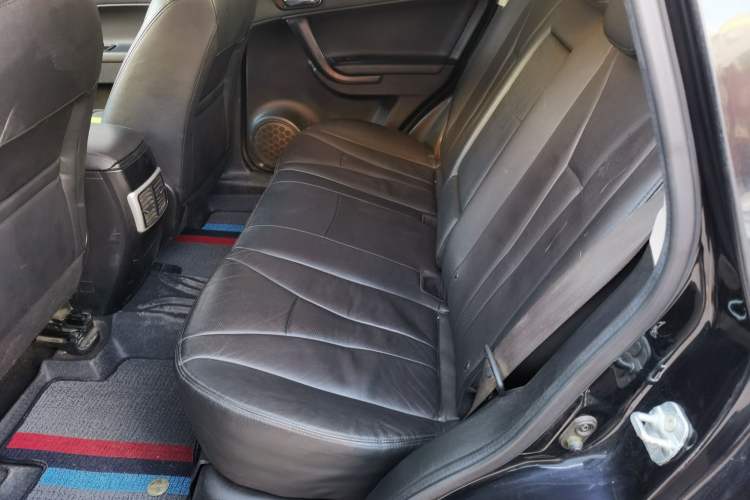 Used GAC Trumpchi GS5 2013 1.8T Automatic All-Wheel-Drive Luxury Edition Left Rear Seat