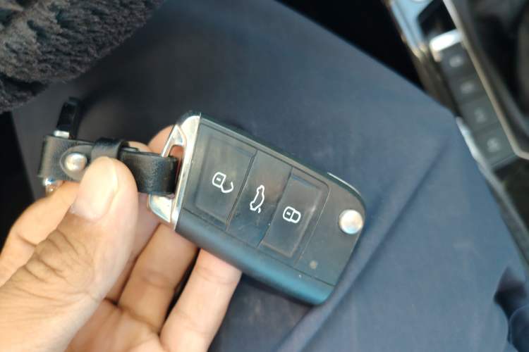 Used Volkswagen Tayron 2023 300TSI Two-Wheel-Drive Luxury Plus Advanced Edition Vehicle Key