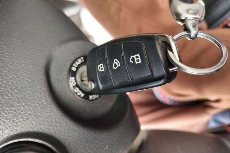 Used JAC Refine M3 2019 IKEA Edition 1.8L Luxury Smart Model