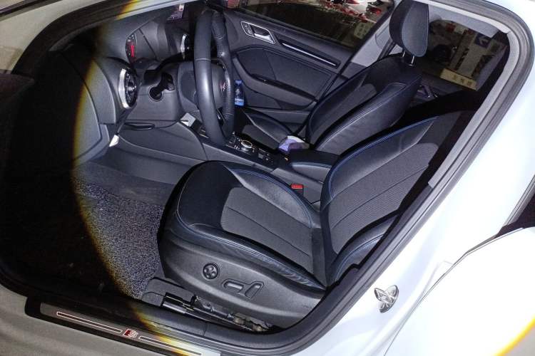 Used Audi A3 2018 30th Anniversary Edition Sportback 35 TFSI Fashion Model