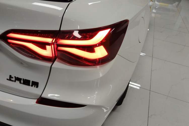 Used Chevrolet Monza 2019 Redline 320T Dual-Clutch Joyful Edition China VI Standard